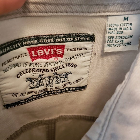 Levi's - Picture 2 of 2